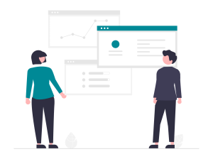 twee mensen die staan te kijken naar verschillende statistieken ter illustratie van een seo scan die je ontvangt